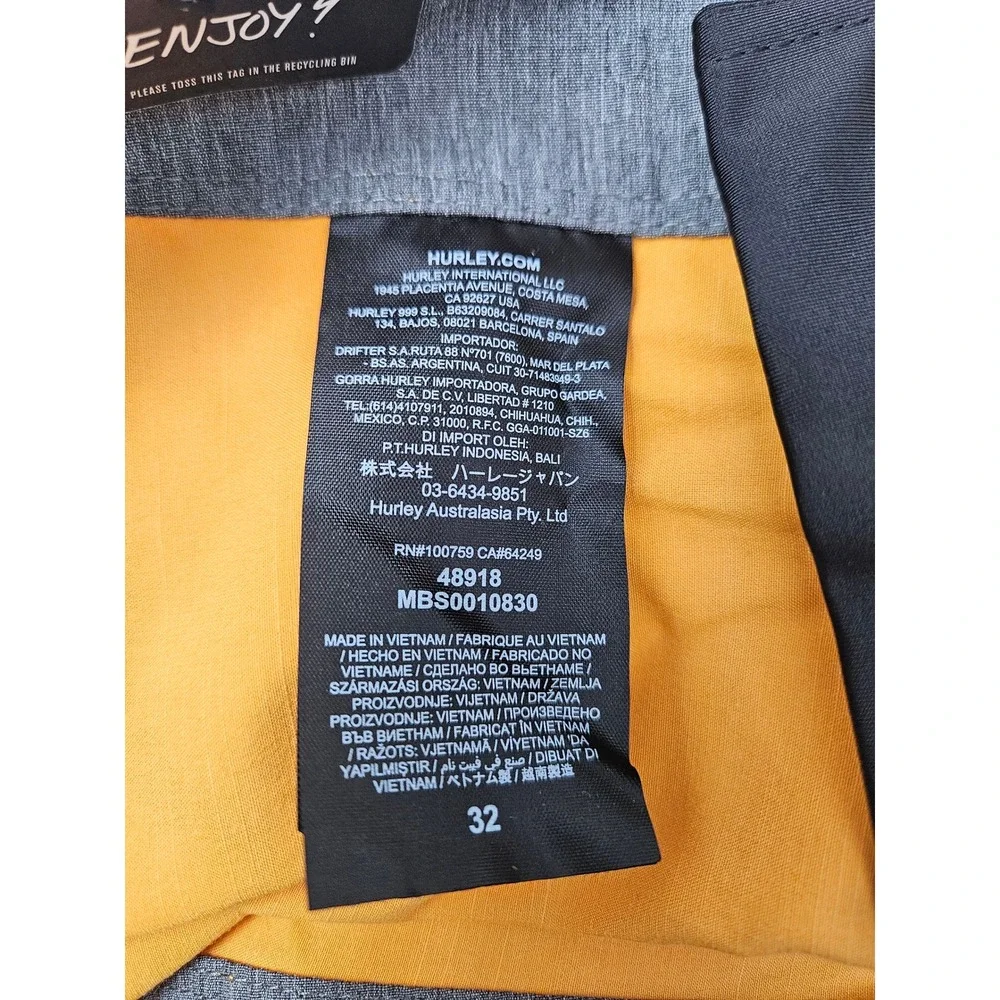 Hurley Phantom Naturals 18